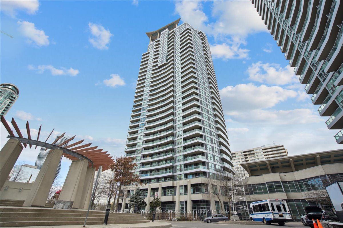 1 Bed Condo, 1 Elm Dr W, Mississauga