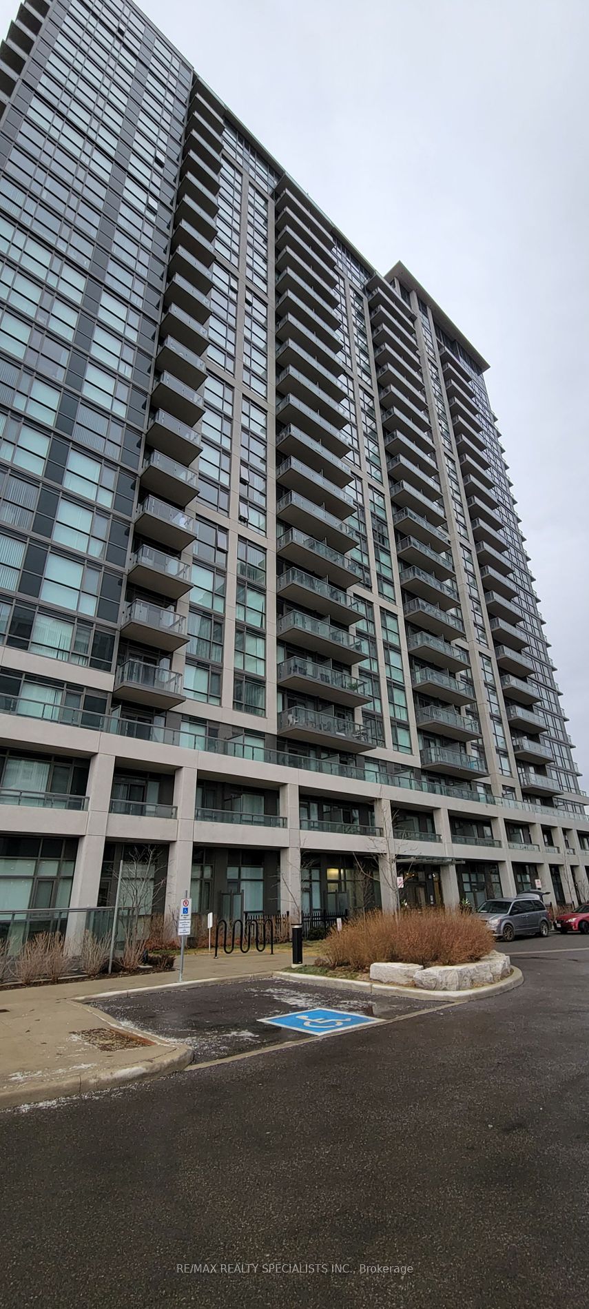 1 Bed Condo, 349 Rathburn Rd W, Mississauga