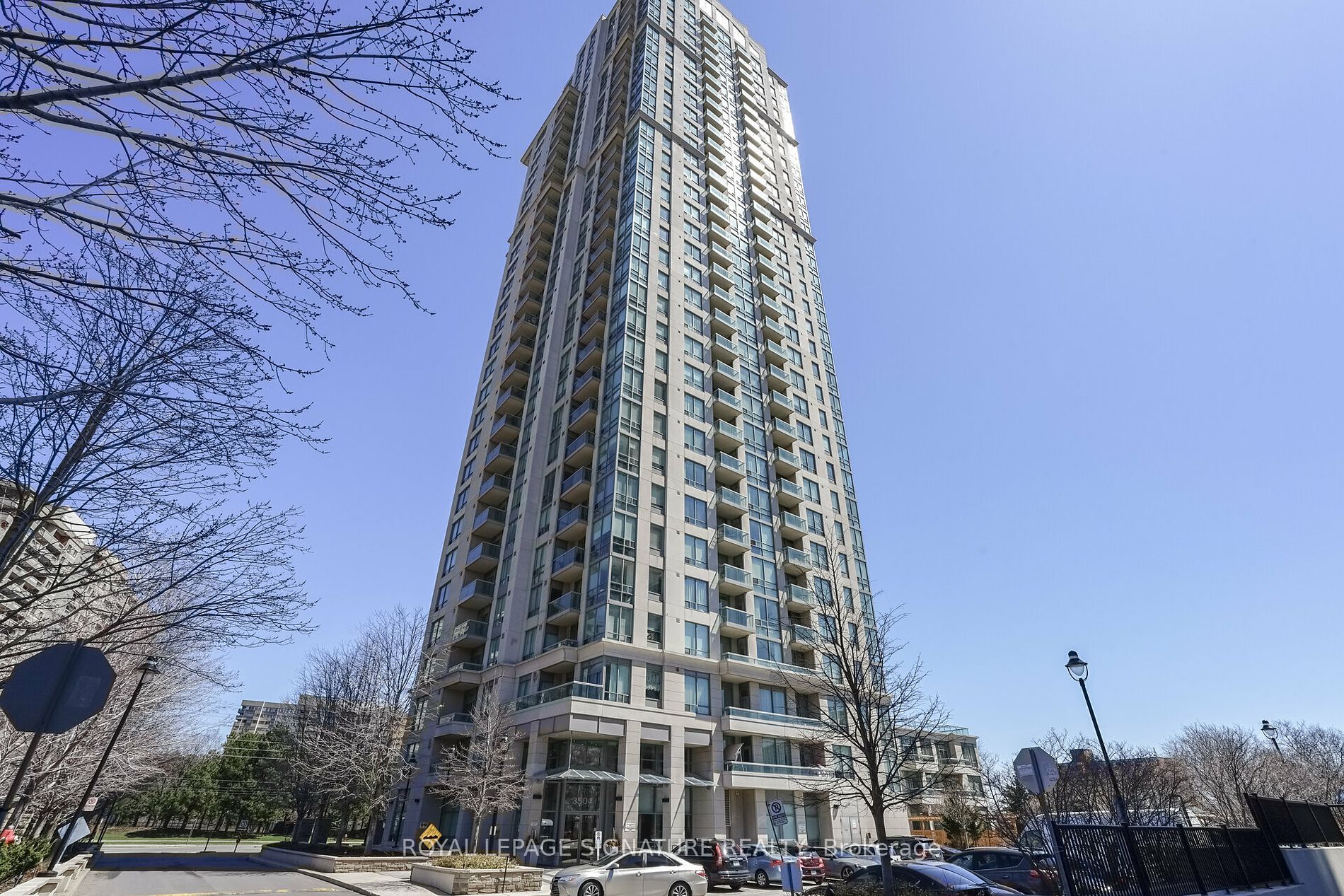 1 Bed Condo, 3504 Hurontario St, Mississauga