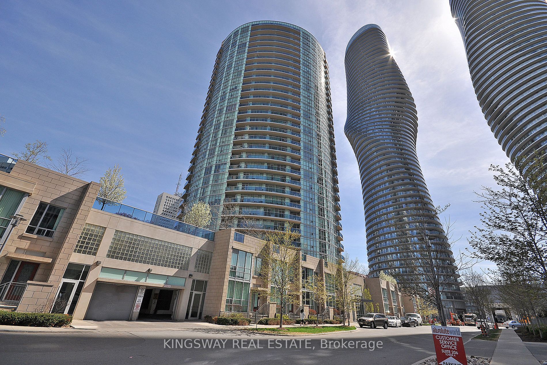 2 Bed Condo, 70 Absolute Ave, Mississauga